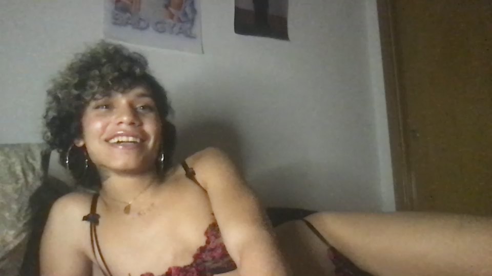 Sex chat gratuit in direct cu TSDirtyPrincess pe Cam4