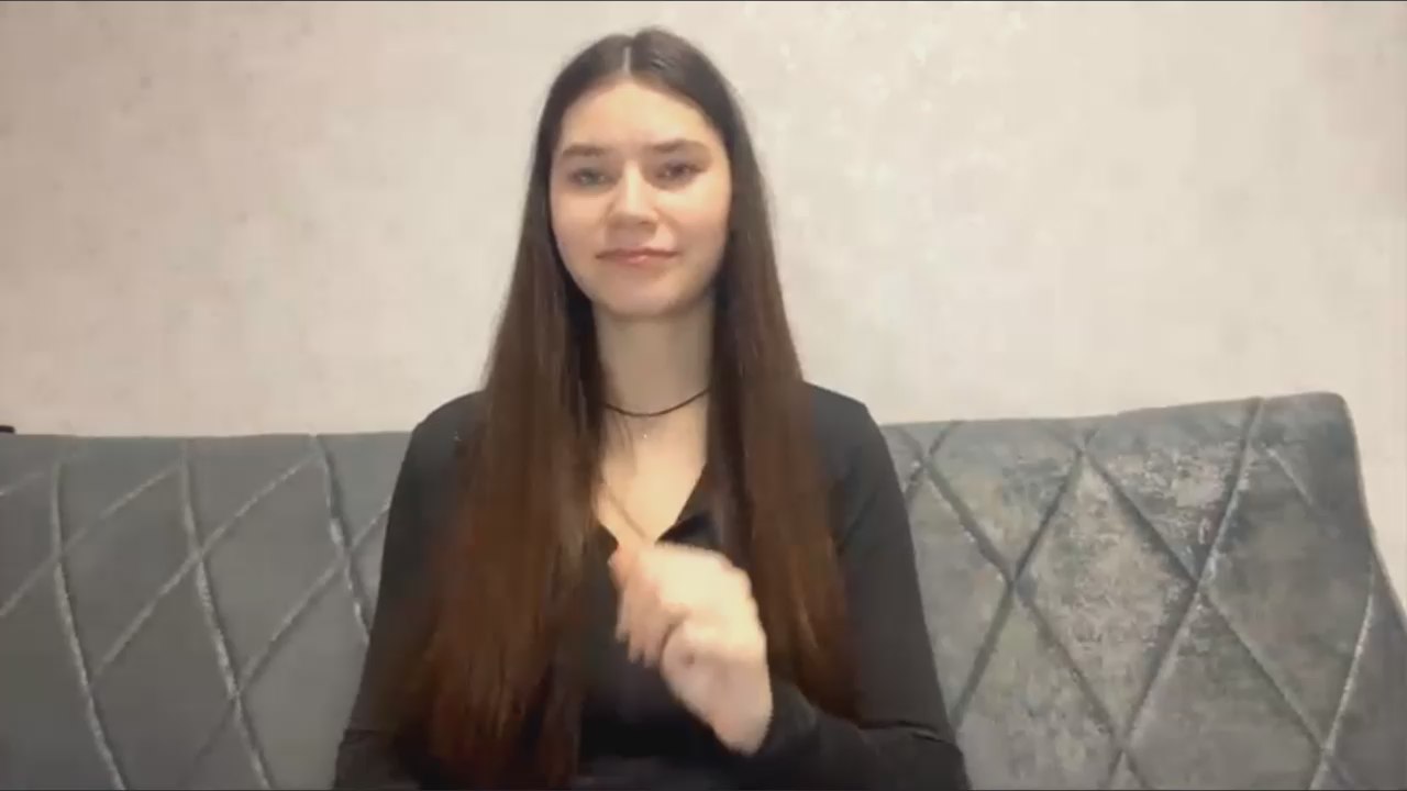 VasilikiClovis live cam model at Cam4