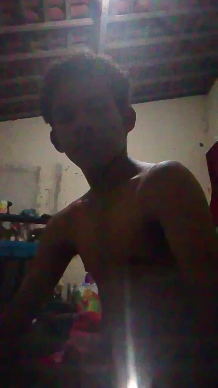 Sex chat gratuit in direct cu Vitor88857 pe Cam4