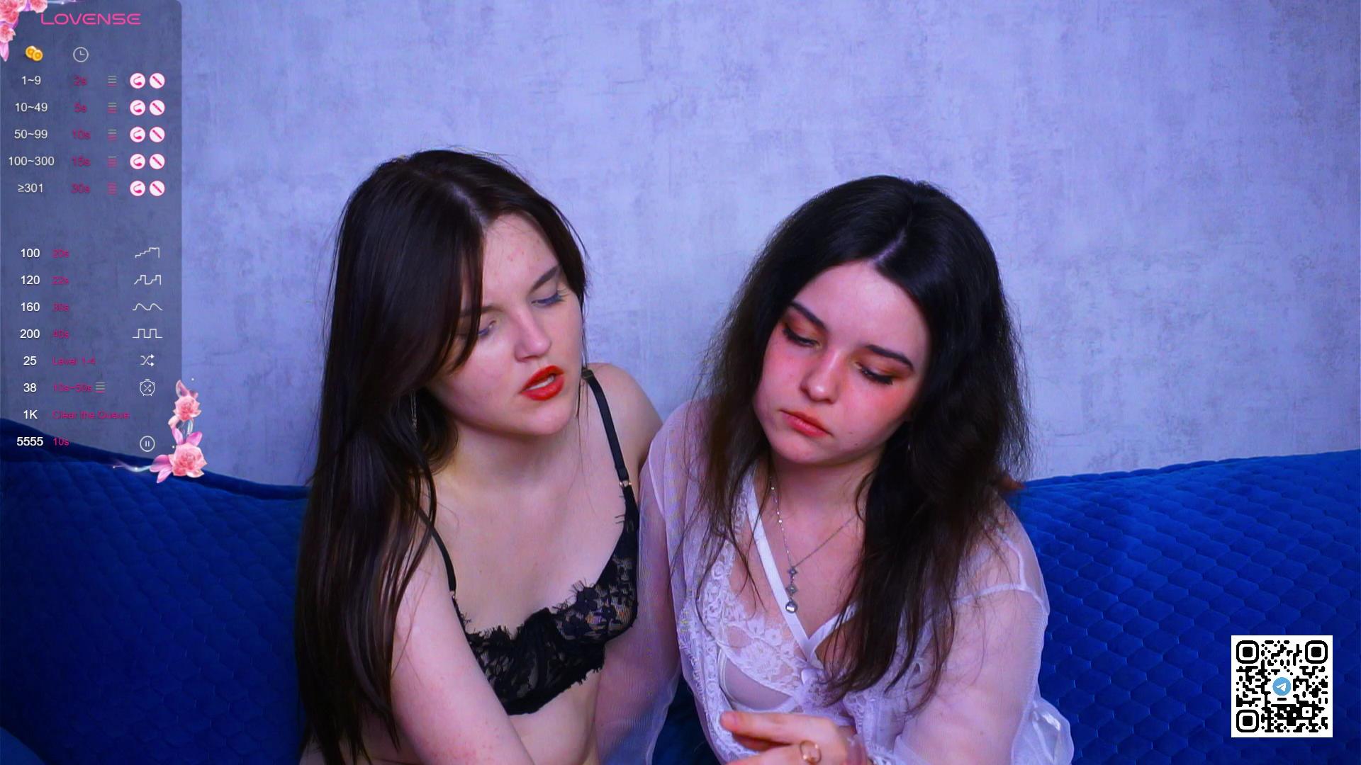 WildaButtrey live cam model at Cam4