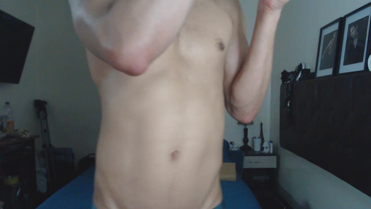 akimencamnew live cam model at Cam4