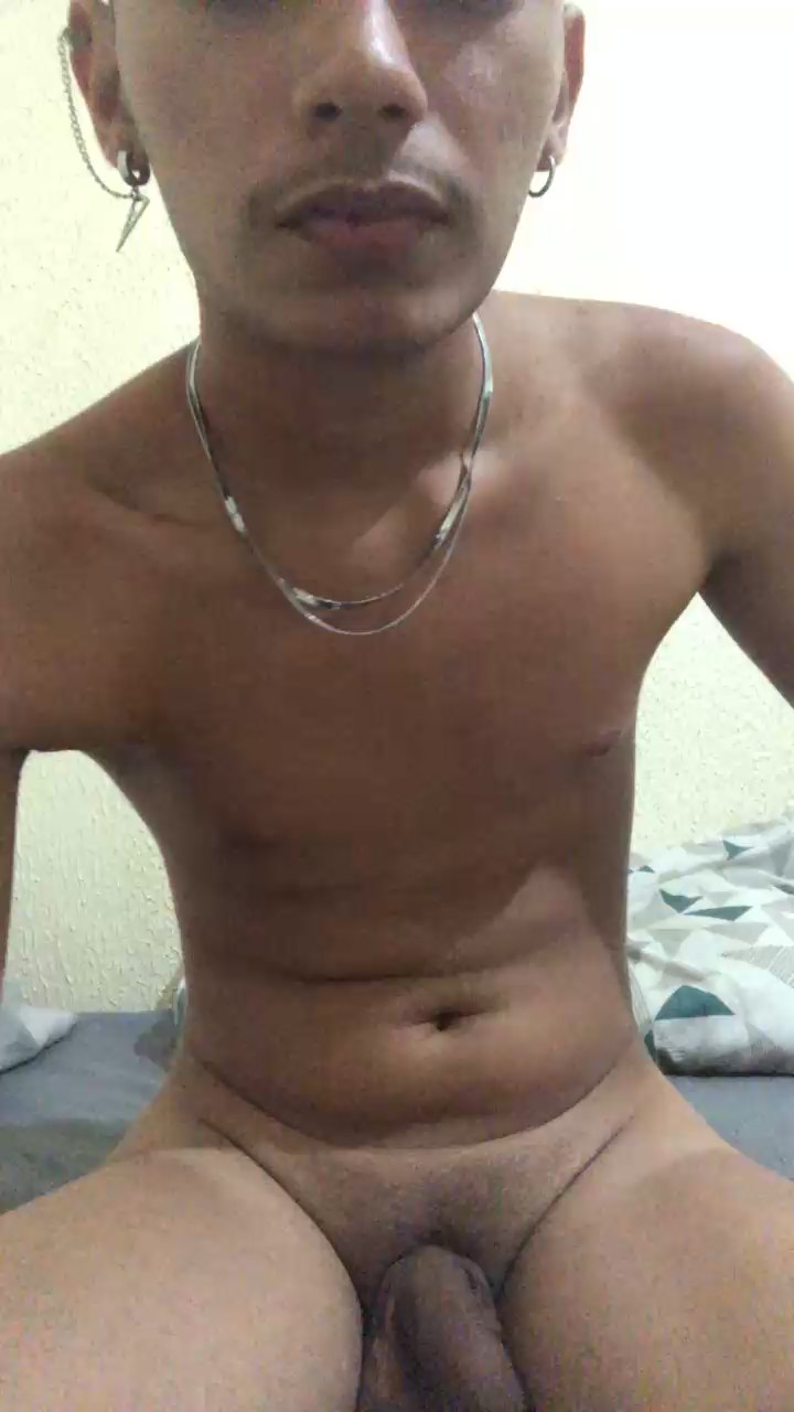 artcruz live cam model at Cam4