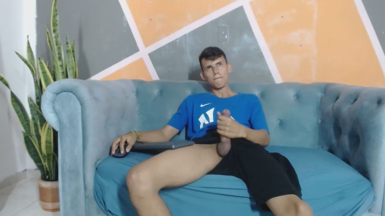 asbeell_grigory live cam model at Cam4