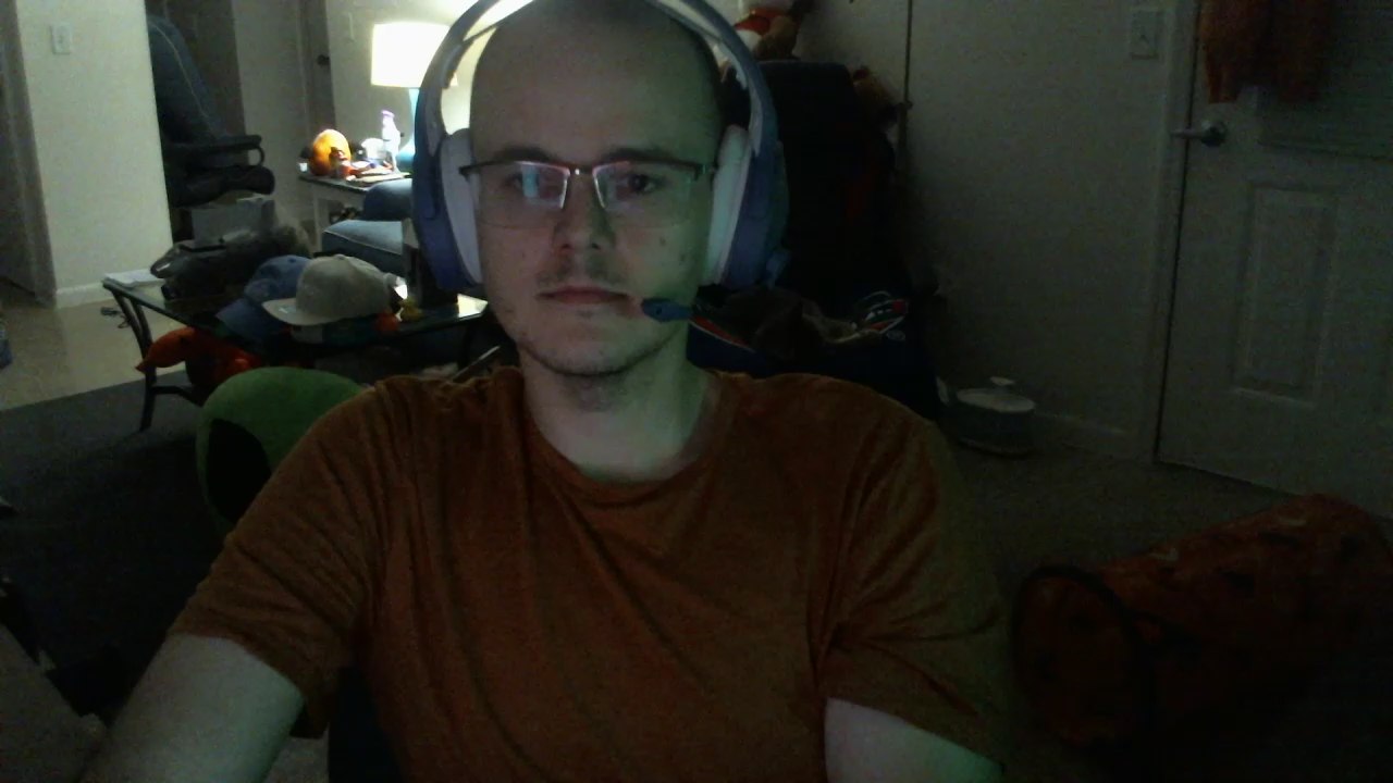 Кадр эфира bigDjames123 на Cam4