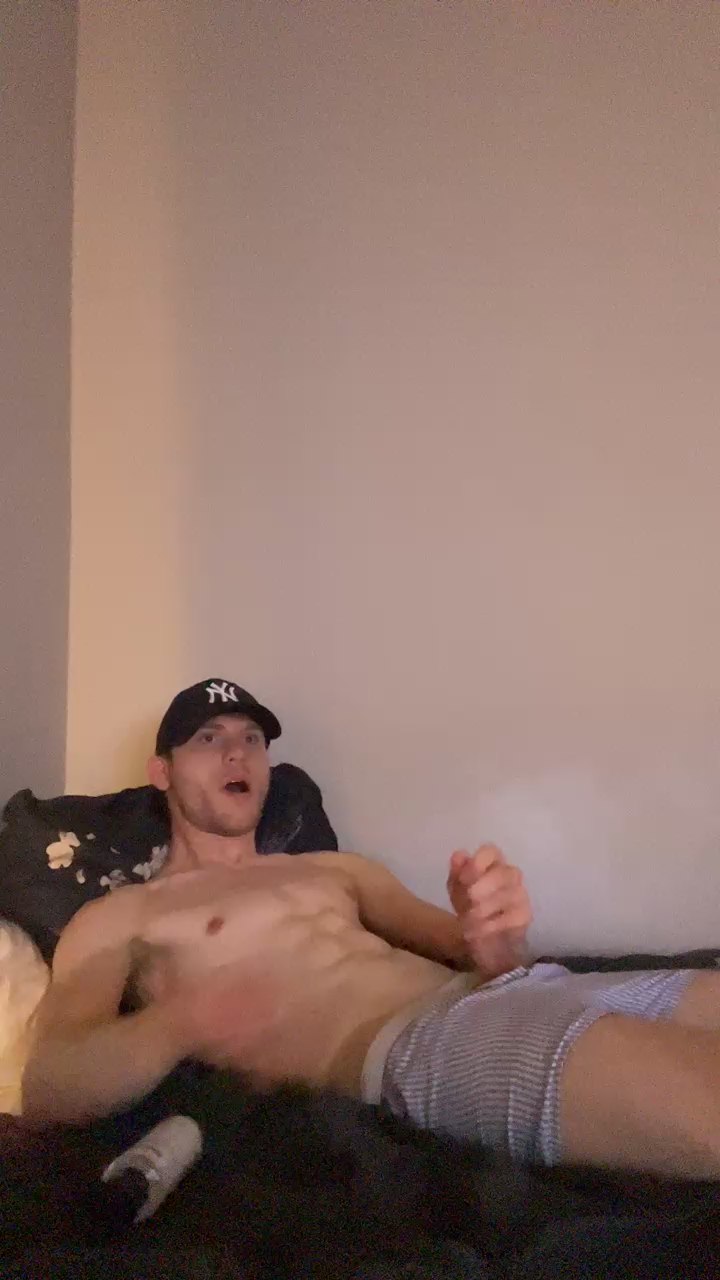 Watch candyboyfuckhot live on cam on Cam4