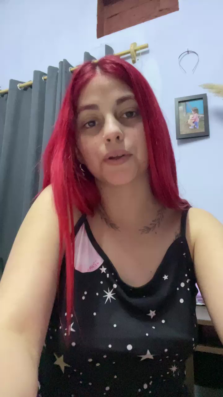 colo198 live cam model at Cam4
