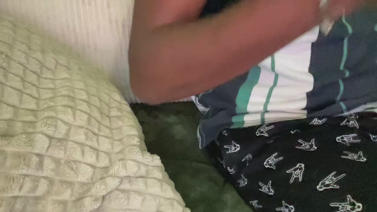 Watch coupleboymixt live on cam on Cam4