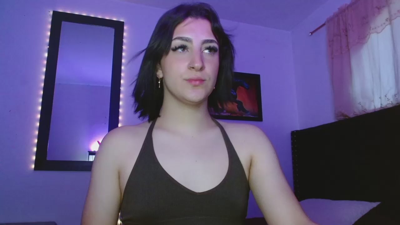 damelio_triana live cam model at Cam4