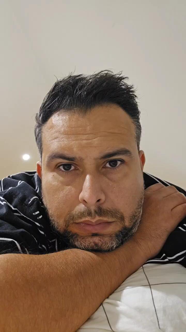 dj1311 live cam model at Cam4