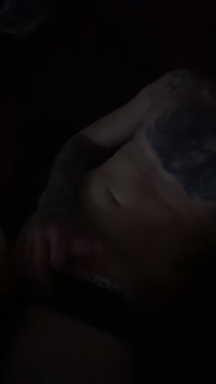 eldeseocodific2 live cam model at Cam4