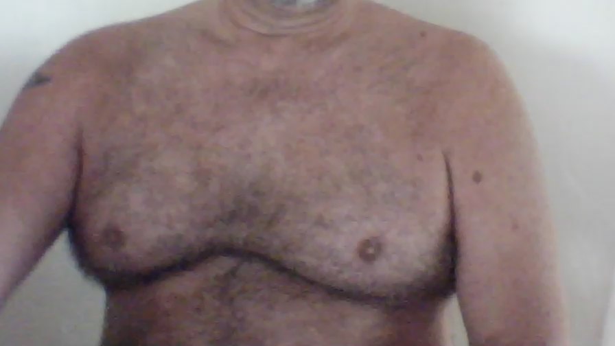 Watch hotbearfun live on cam at Cam4