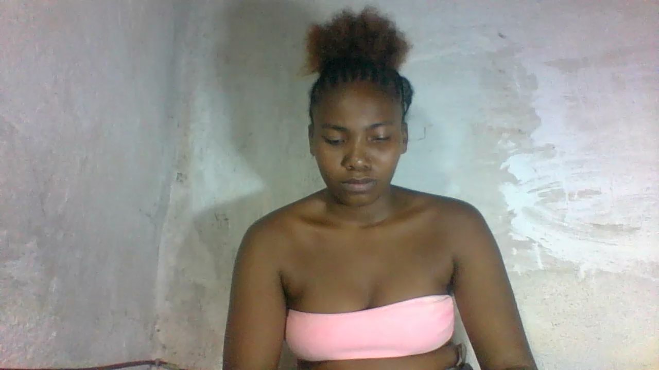 jamila7 live cam model at Cam4