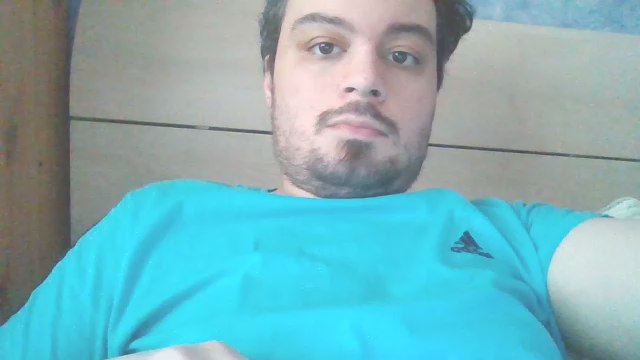 julien980 live cam model at Cam4