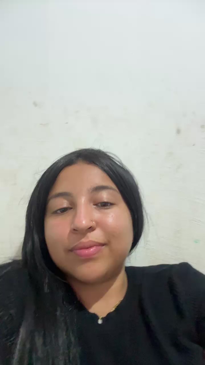 Sex chat gratuit in direct cu larissa350 pe Cam4