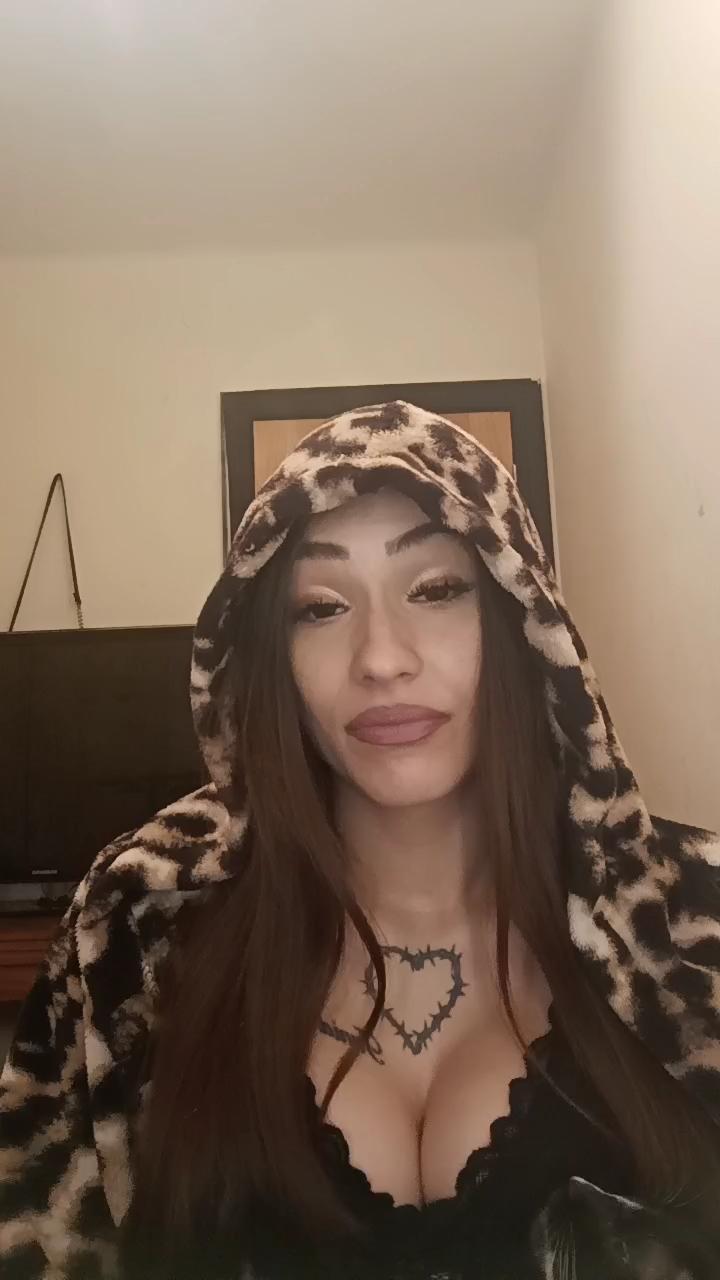 https://snapshots.xcdnpro.com/snapshots/lucia188lissy?s=6vNwrUCYzT1bdv1pLT5oPJYV12WwWCkh1oNU/pEAzUU= Live Cam4 Model