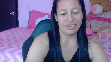 Watch  mature_martina_ live on Cam4