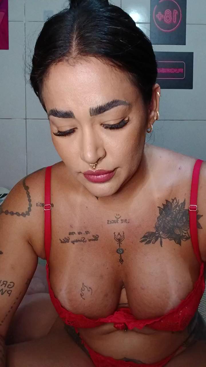 mayexquenta live cam model at Cam4