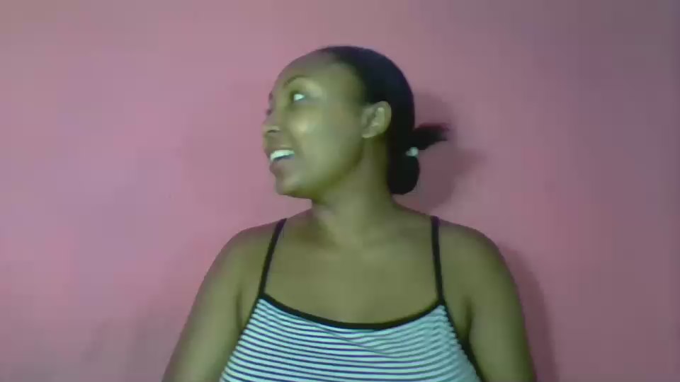 mirah18 live cam model at Cam4