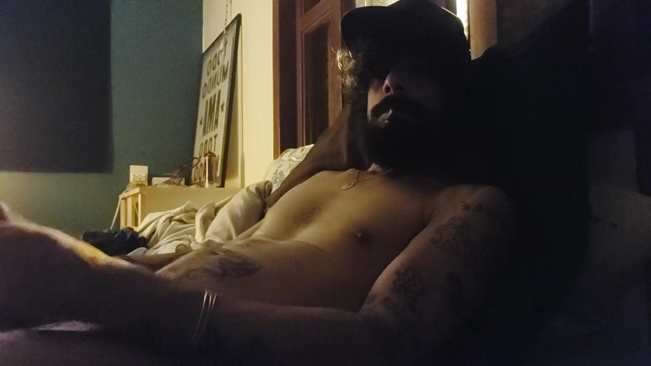 Watch ooproprio live on cam on Cam4