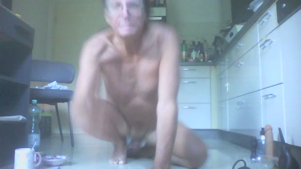 sklmax_bi live cam model at Cam4