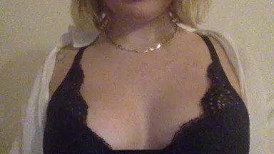 Sex chat gratuit in direct cu sweetcaroline4 pe Cam4