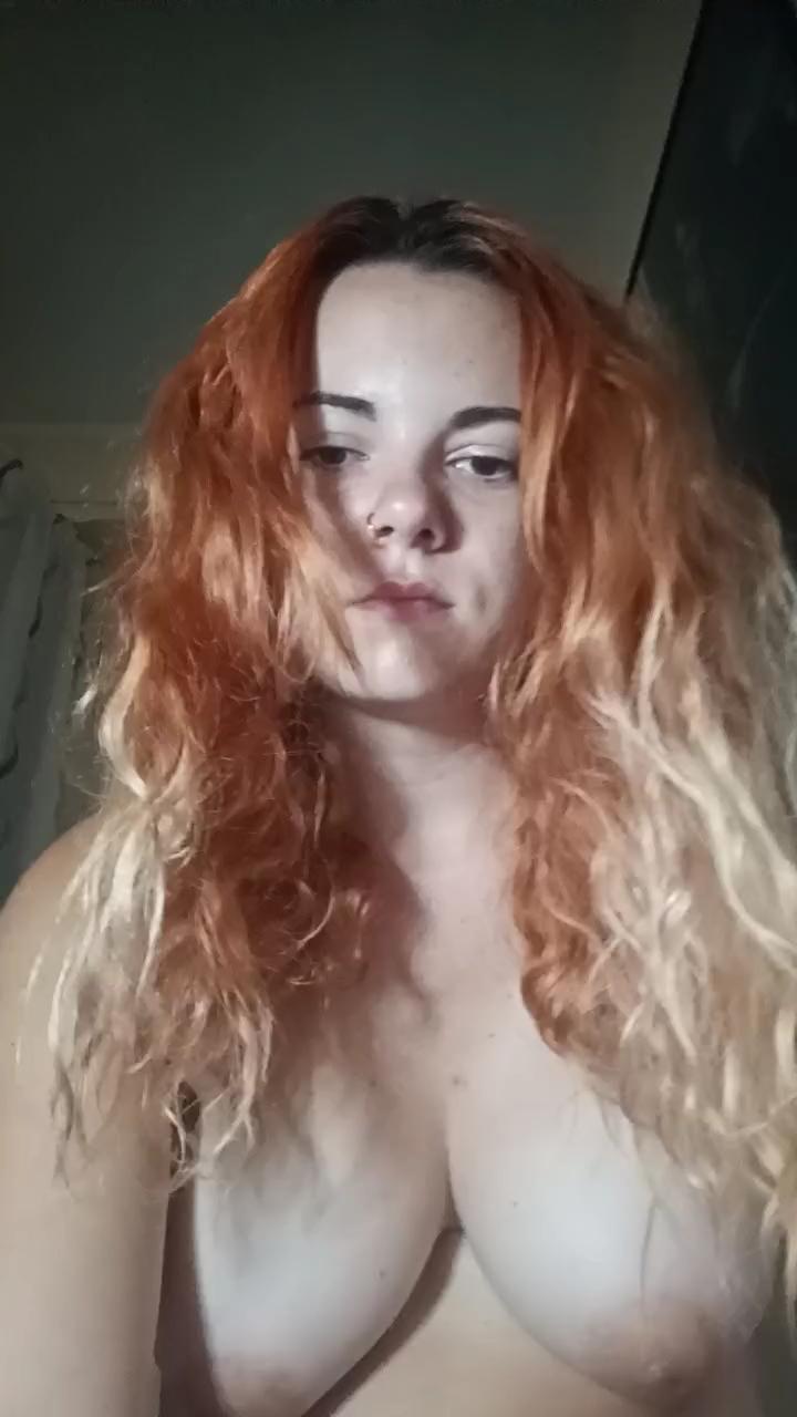 Sex chat gratuit in direct cu yourfoxy2897 pe Cam4