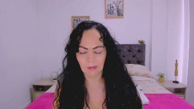 00VALERIA live cam on Cam4