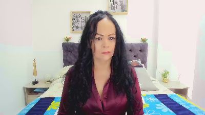 00VALERIA live cam on Cam4