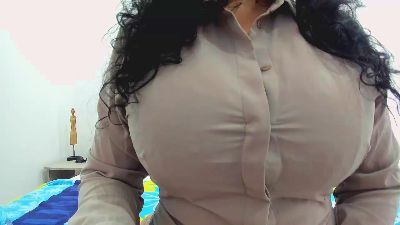 00VALERIA live cam on Cam4