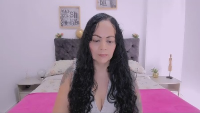 00VALERIA live cam on Cam4