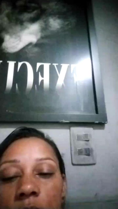 03luiza live cam on Cam4