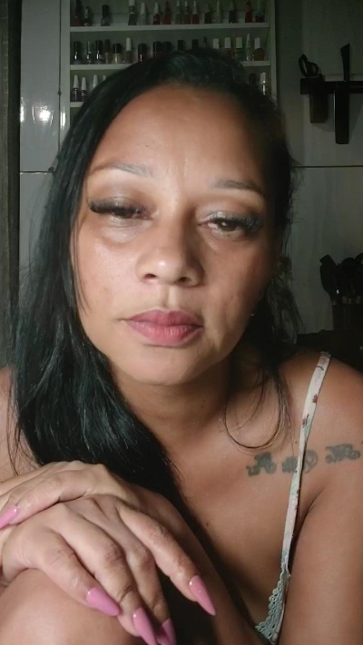 03luiza live cam on Cam4
