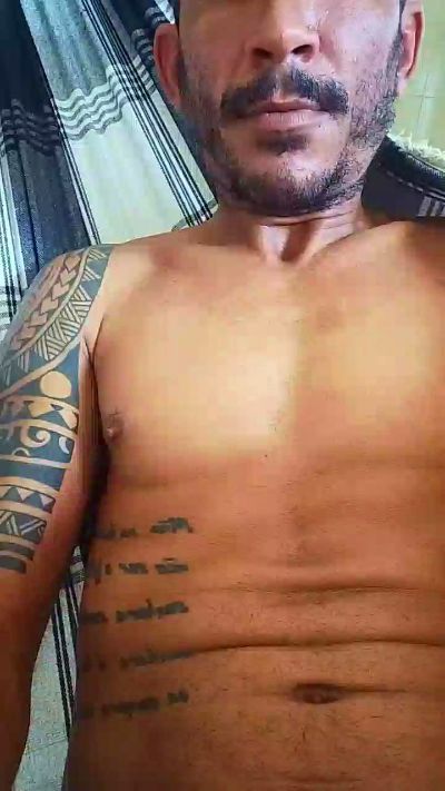 0Bruno81 live cam on Cam4