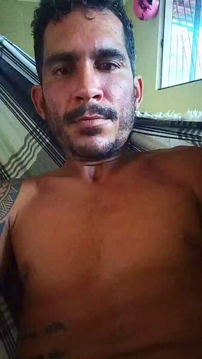 0Bruno81 live cam on Cam4