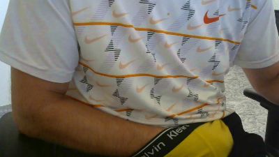 0GhettoBadBoyXL live cam on Cam4