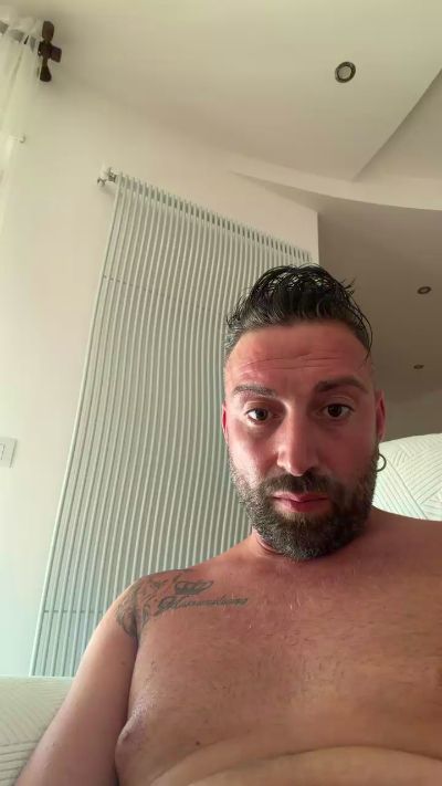 0M0A0X_ live cam on Cam4