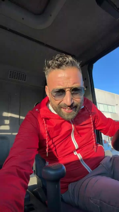 0M0A0X_ live cam on Cam4