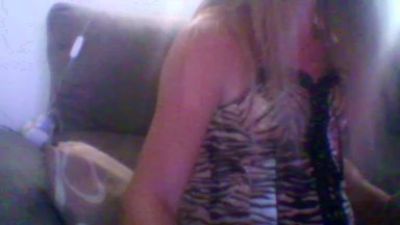0neill27 live cam on Cam4