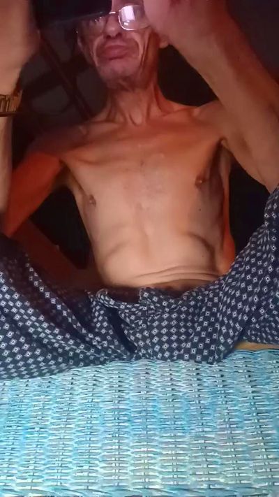 10inchperv live cam on Cam4