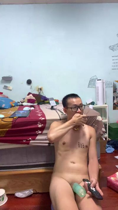 1725782685 live cam on Cam4