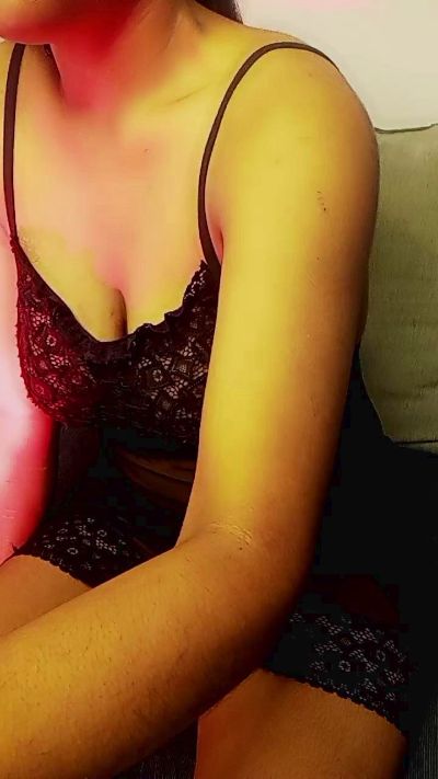 18_doll live cam on Cam4