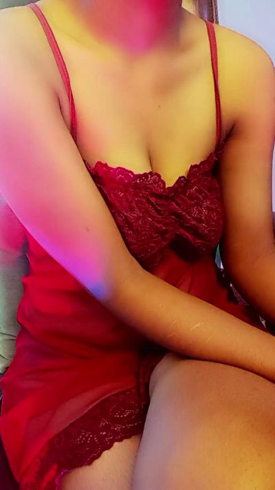 18_doll live cam on Cam4