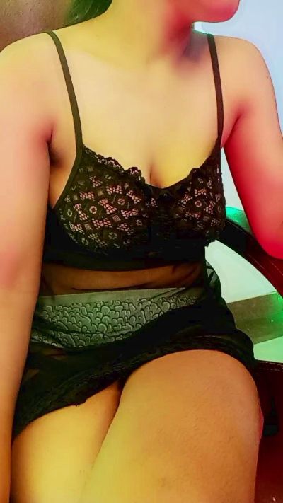 18_doll live cam on Cam4
