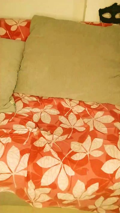 18_doll live cam on Cam4