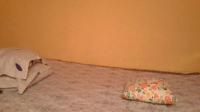 18_doll live cam on Cam4