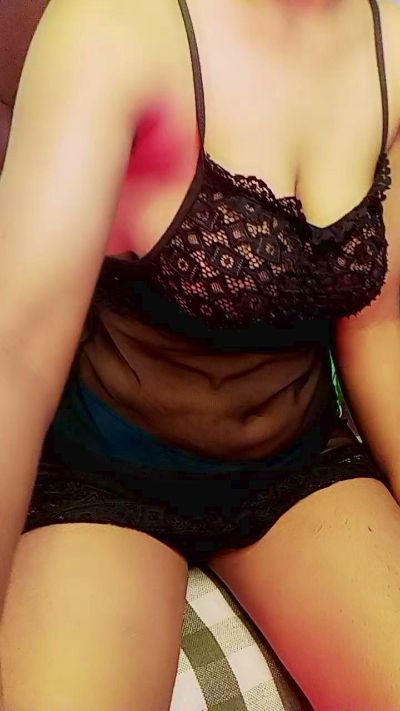18_doll live cam on Cam4