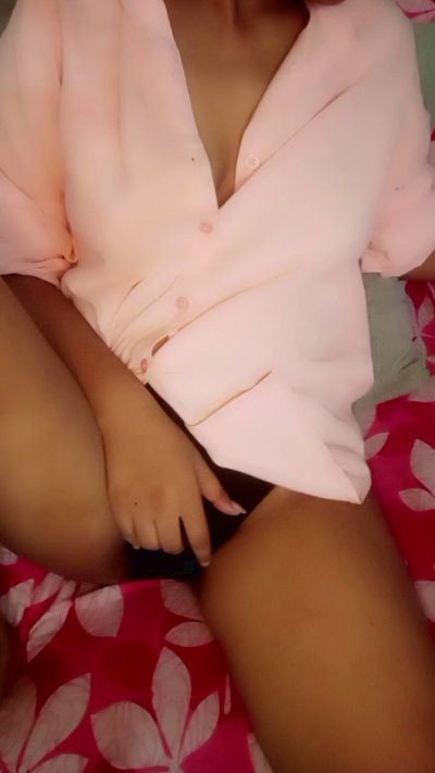 18_doll live cam on Cam4