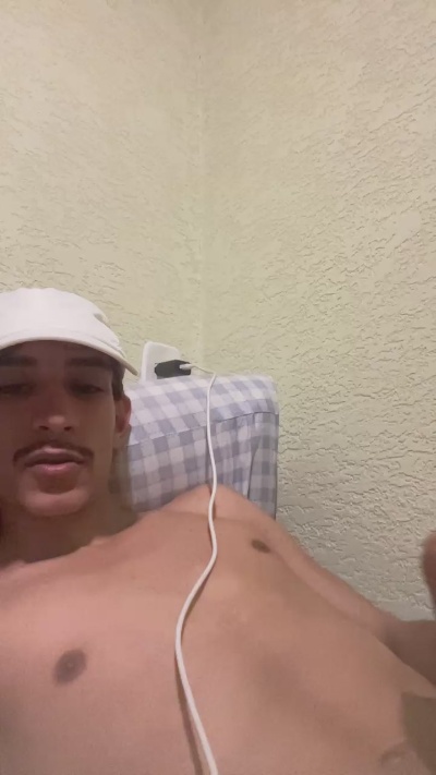 18bonitocm live cam on Cam4