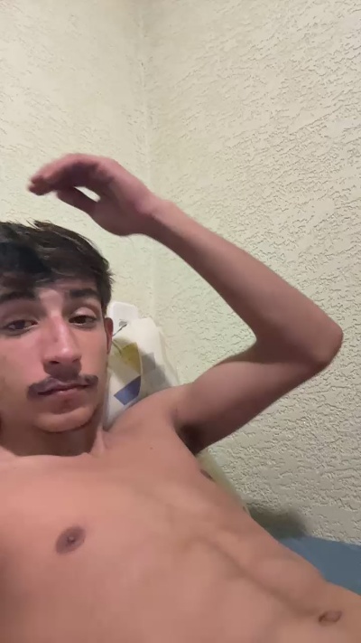 18bonitocm live cam on Cam4