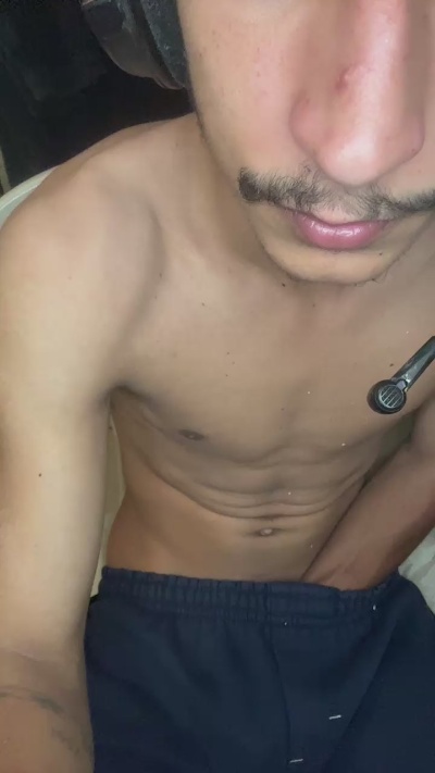 18bonitocm live cam on Cam4